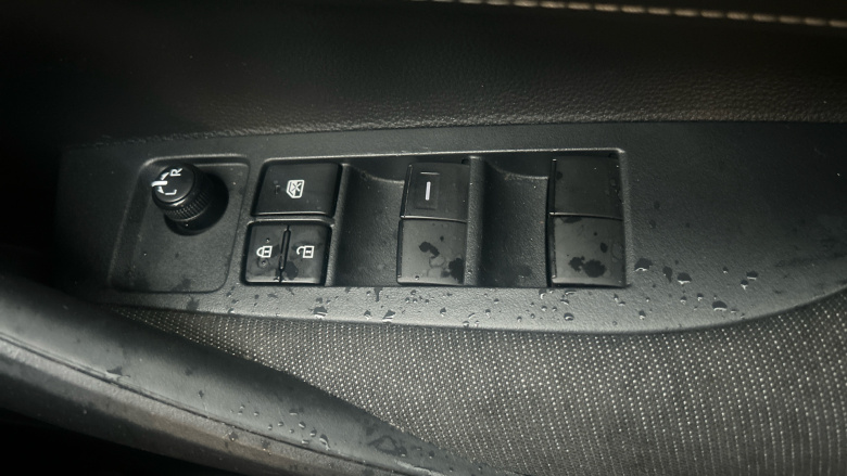 Toyota Corolla Petrol 1.8 VVT-i Hybrid Commercial Auto